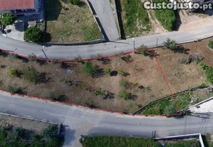 Terreno para construção em Arrabal de 834,00 m²