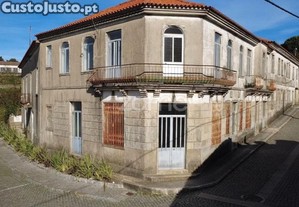 Quintinha No Largo Da Igreja De Escariz, Arouca