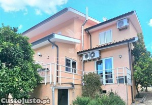 Magnífica casa t6 em adoufe   a 5 minutos de vila real