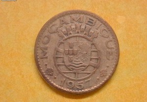 576 - Moçamb: 1 escudo 1957 bronze, por 3,50