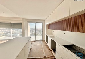 Apartamento T3 em Lisboa de 151,00 m²