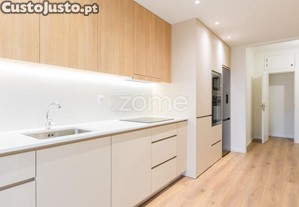 Apartamento T2, Rua De Barros, Gualtar, Junto A Um