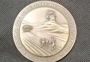 Medalha medalhão metal c/ gravação do Banco, Caixa Crédito Agrícola Mútuo Aljustrel 75 Aniversário