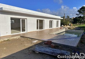 Casa / Villa T3 em Caldas da Rainha - Nossa Senhora do Pópulo, Coto e São Gregório de 175,00 m²