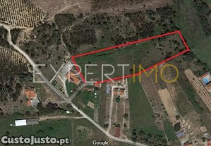 Terreno Manique do Intendente Azambuja com 2,6 hectares, água, a 30 minutos de Lisboa
