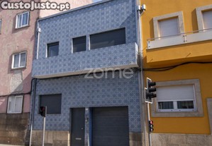 Moradia T6 Na Rua Do Amial (Ao Colégio...