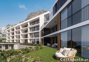 Apartamento T1 em Cmara de Lobos de 140,00 m