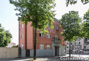 Apartamento T3 Metro Faria Guimarâes