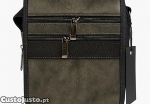 Pasta Transversal Masculina Pequena, Estilo Casual