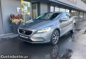 Volvo V40 T2 Momentum  - 17