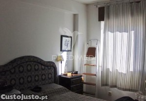 Apartamento em alfragide com ótimas áreas