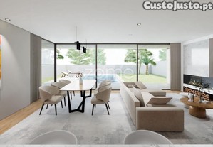 Moradia T3+1 Em Lago, Amares
