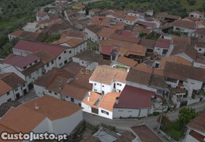 Moradia T3 mobilada, pronta a habitar para habitao prpria ou investimento -