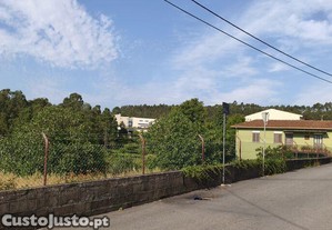 Moradia isolada T3 em Sandim, Olival, Lever e Crestuma de 102 m²