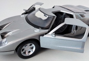 * Miniatura 1:24 Ford GT Concept