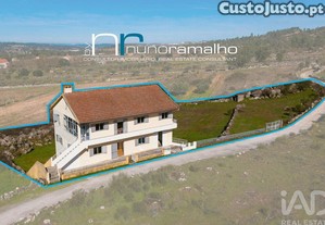 Casa / Villa T5 em Vascoveiro de 268,97 m²