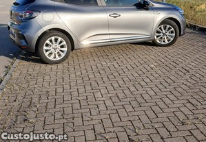 Renault Clio X - 23