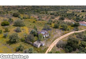 Herdade Com 2.5 Hectares E Ruína Para Reconstrução