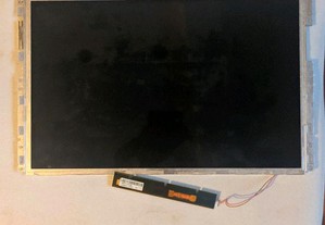 LCD para MacBook modelo A1181 em bom estado