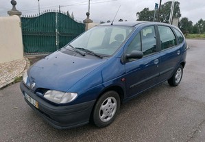 Renault Scénic 1.4