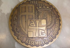 Medalha Assembleia Guimarães 25 anos