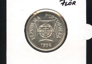 Espadim - Moeda de 1/2 Rupia de 1936 da India - Flor