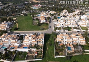 Lote de terreno com projeto aprovado em Albufeira