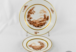 Conjunto de 2 pratos decoração paisagem e frisos em ouro porcelana Artibus