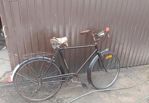 Bicicleta pasteleira ORBITA para restauro