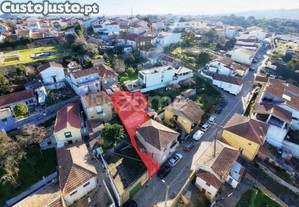3 Moradias Térreas Com Logradouro Devolutas,...