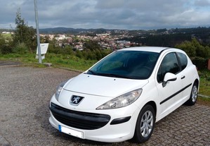 Peugeot 207 1.4 HDI em bom estado