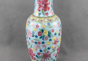 Jarra / Jarrão em porcelana da China, pintada à mão, circa 1970