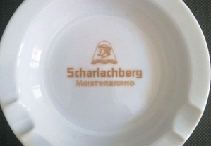 Cinzeiro em porcelana da cerveja Scharlachberg