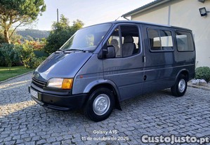 Ford Transit ÚNICO DONO,9 LUGARES DIREÇÃO ASSISTIDA