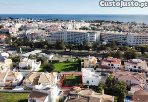 Terreno em Albufeira e Olhos de Água de 160,00 m²