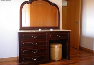 Mobília quarto casal Madeira