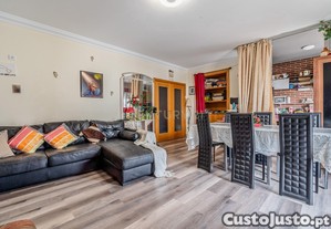 Apartamento T3 com Garagem em Portimão  