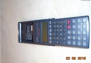 Máquina de Calculadora Cientifica (Casio)-Fx-82TL