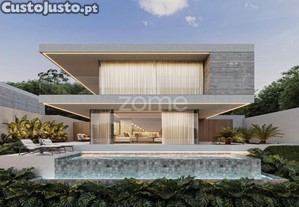 Moradia T3+1 Com Piscina Infinita No...