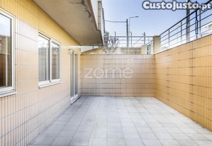 Apartamento T1 Com Terraço No Centro De V.N. Gaia