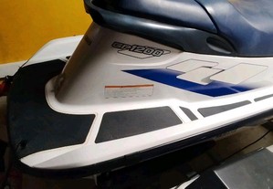 Yamaha waverunner gp 1200