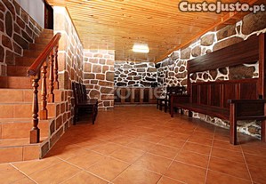 Moradia T2 Com 2 Pisos Em Tourém, Montalegre