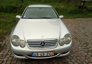 Mercedes-Benz C 220 (203708)