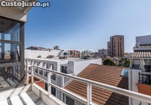 T4 Duplex Com Lugar De Garagem, Centro Da Póvoa