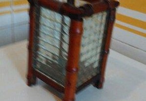 Base para velas pequenas em bambu e vidro