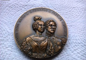 Medalha Dona Maria II D. Fernando II Principe