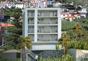 Apartamento T2 em Câmara de Lobos de 104,00 m²