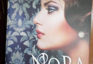Fumo Azul / Nora Roberts (Autor)