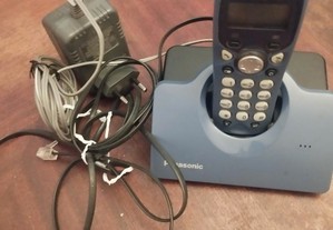 Telefone com carregador Panasonic