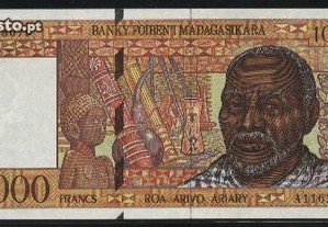 Espadim - Nota de 10.000 Francos de 1995 - Madagascar
